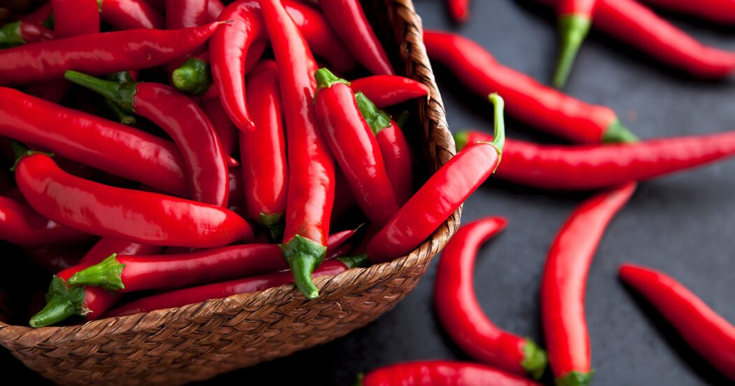 Discover the Health Benefits of Eating Hot Peppers